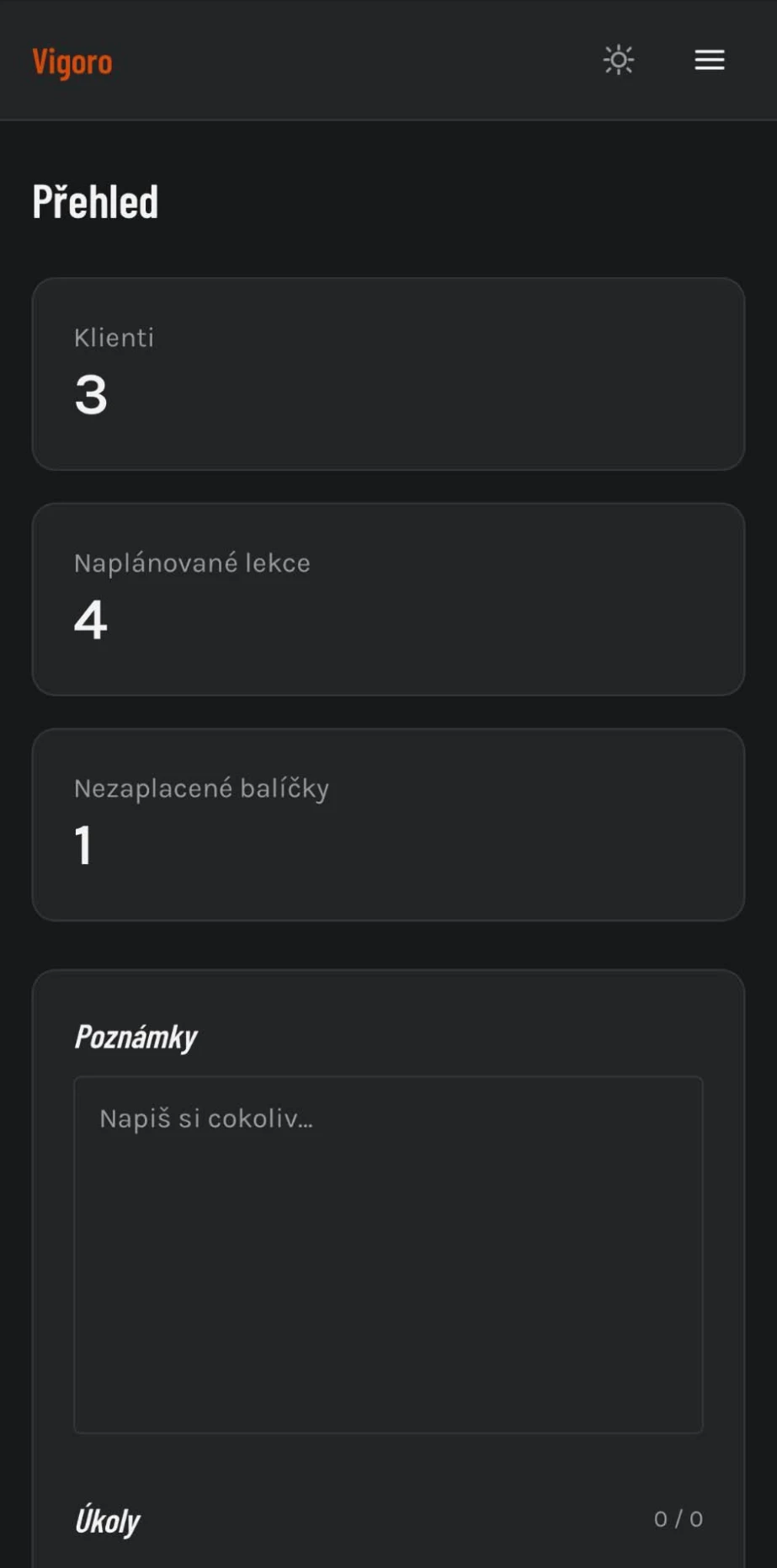 Přehled trenéra na mobilu